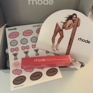 Rhode Peptide Lip Tint in Pink